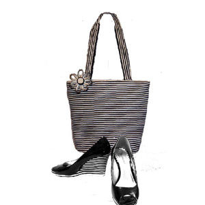 Woven Textured Handbag Black&White Shoes 6.5